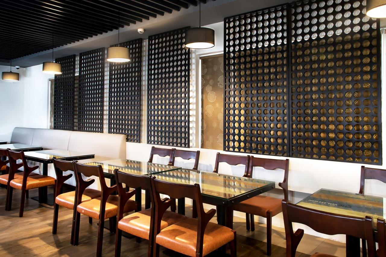 The Mayberry -A Bergamont Group Of Hotels Tirupur Esterno foto